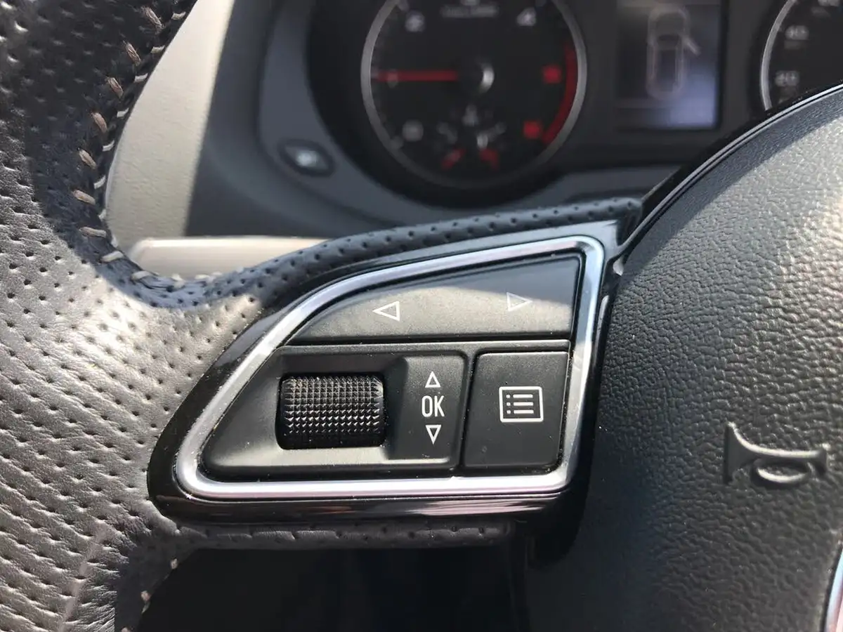 2016-audi-q3-20-tdi-s-line-big-25