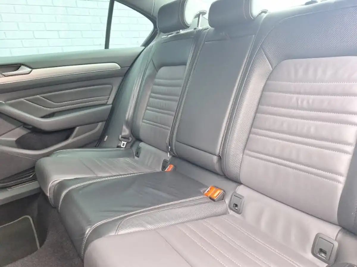 2022-volkswagen-passat-15-tsi-r-line-saloon-4d-dsg-big-5