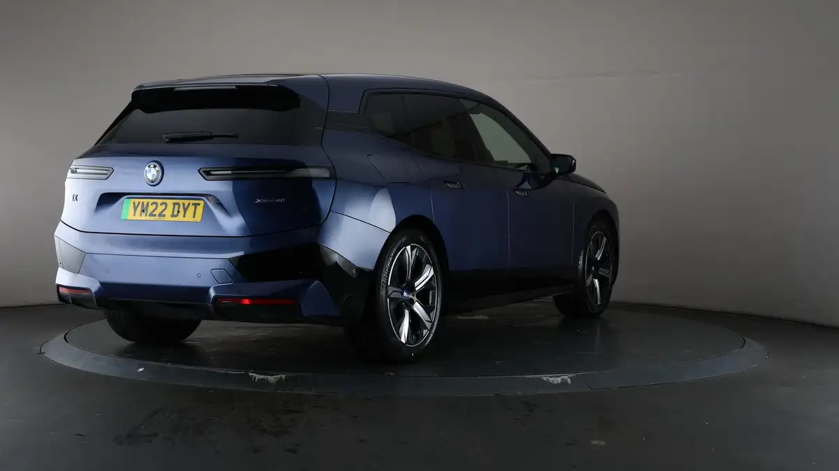 2022-bmw-ix-e-xdrive-40-m-sport-edition-big-77