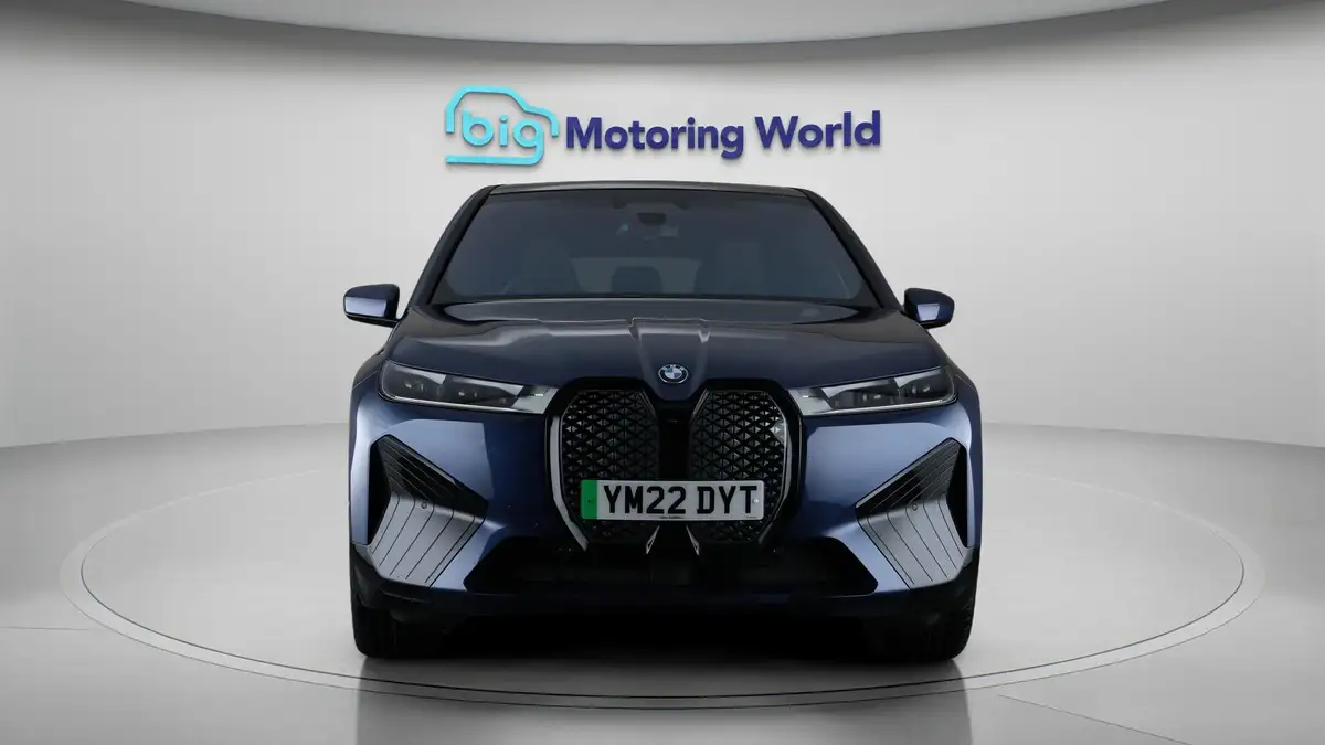 2022-bmw-ix-e-xdrive-40-m-sport-edition-big-1