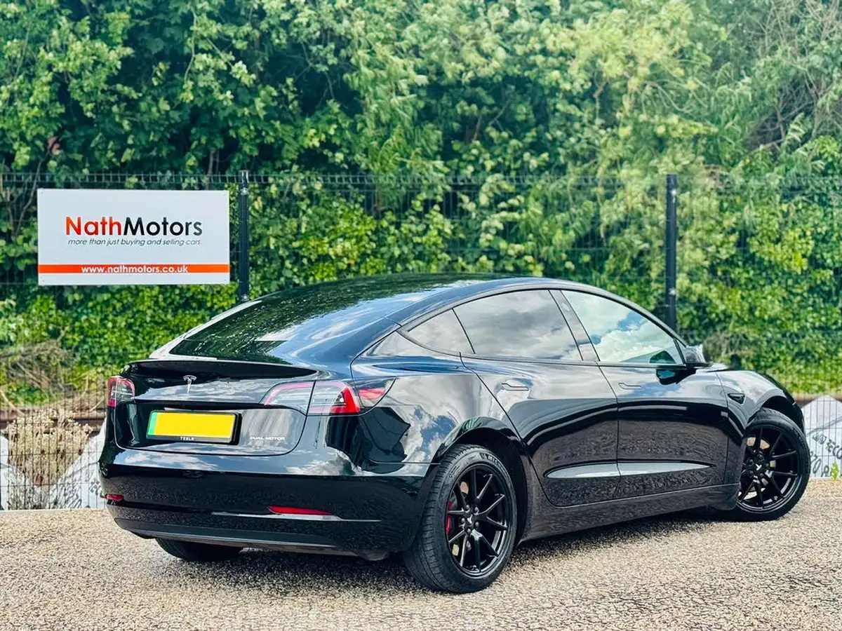 2021-tesla-model-3-e-long-range-awd-big-1