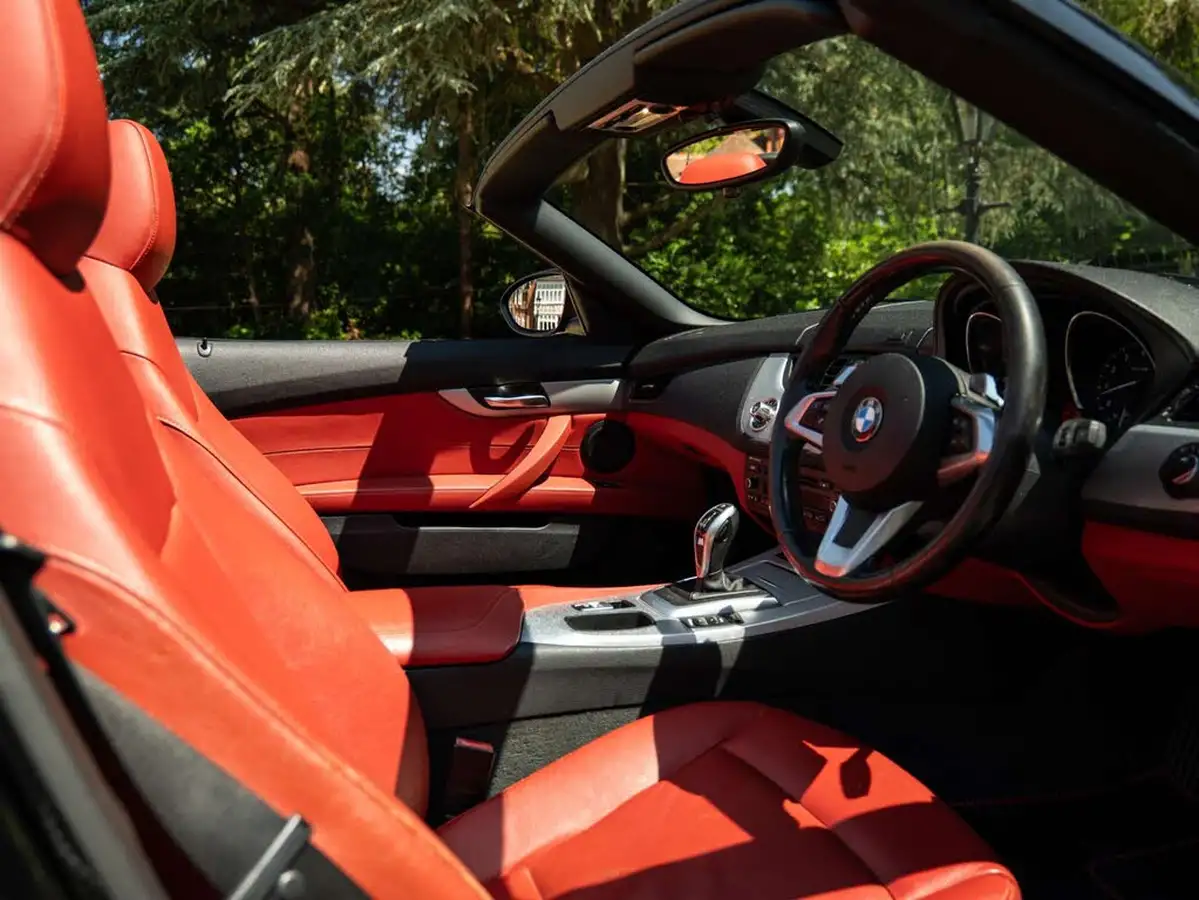 2009-bmw-z4-30-sdrive35i-big-12