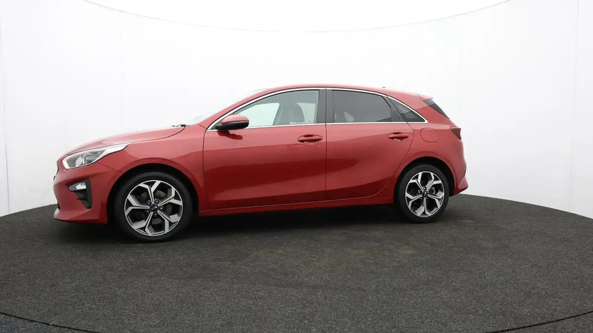 2021-kia-ceed-16crdi-3-48v-mhev-hatchback-big-68