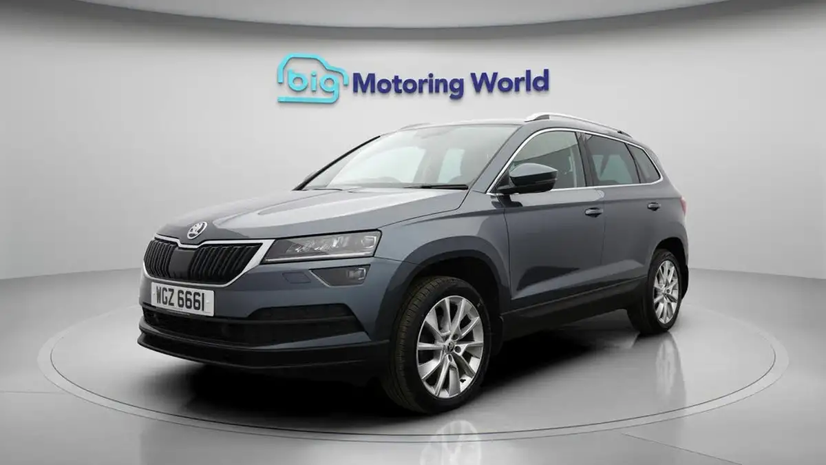 2019-skoda-karoq-15-tsi-se-l-dsg-big-3
