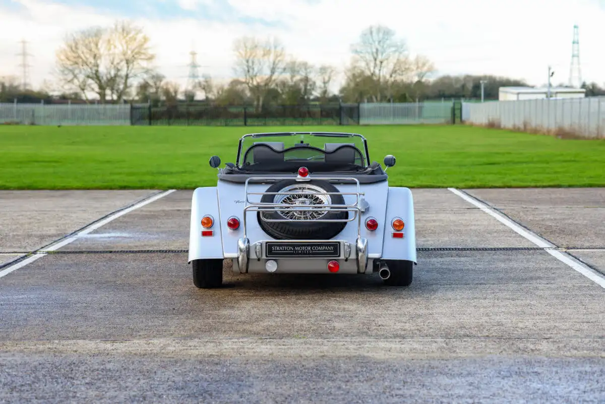 2008-morgan-plus-4-20-2-seat-big-8