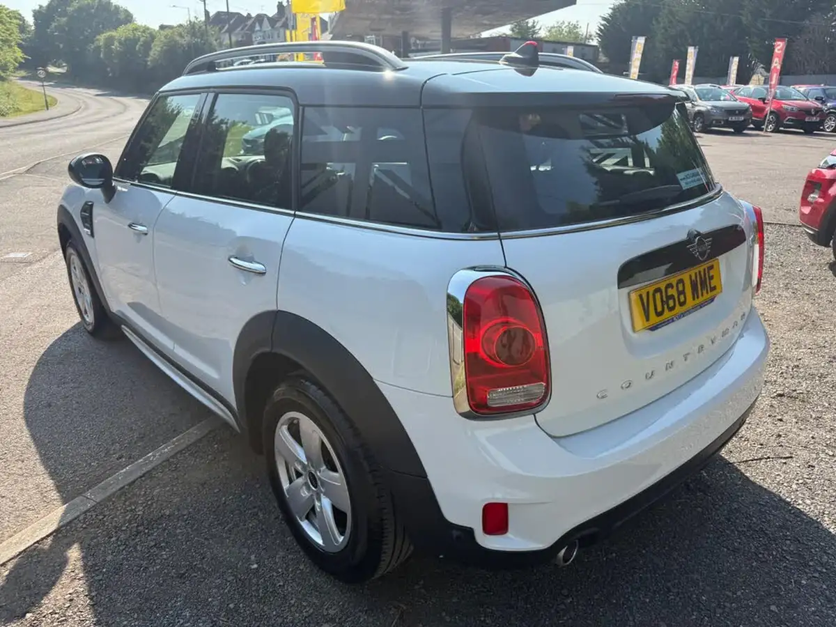 2018-mini-countryman-15-cooper-ss-big-5