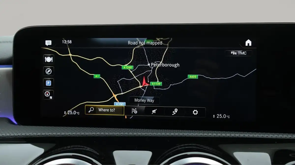 2022-mercedes-benz-cla-13-cla-180-amg-line-premium-plus-coupe-4d-big-11