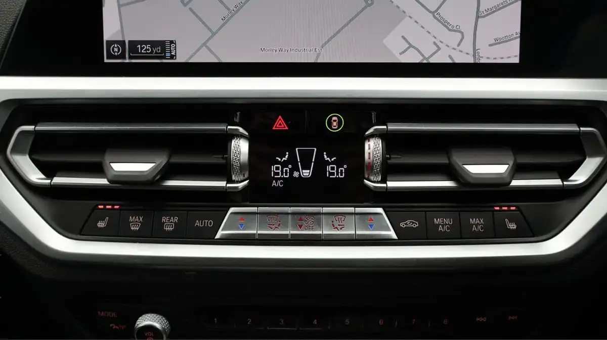 2019-bmw-3-series-20-330e-m-sport-plus-pack-big-12