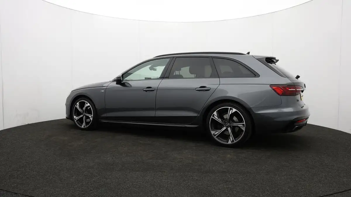 2023-audi-a4-avant-20-35-tdi-black-edition-big-76