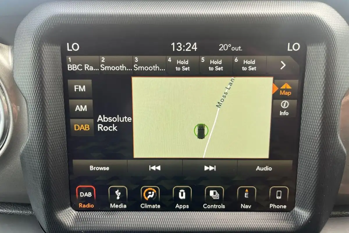 2019-jeep-wrangler-20-gme-sahara-hard-5d-big-21
