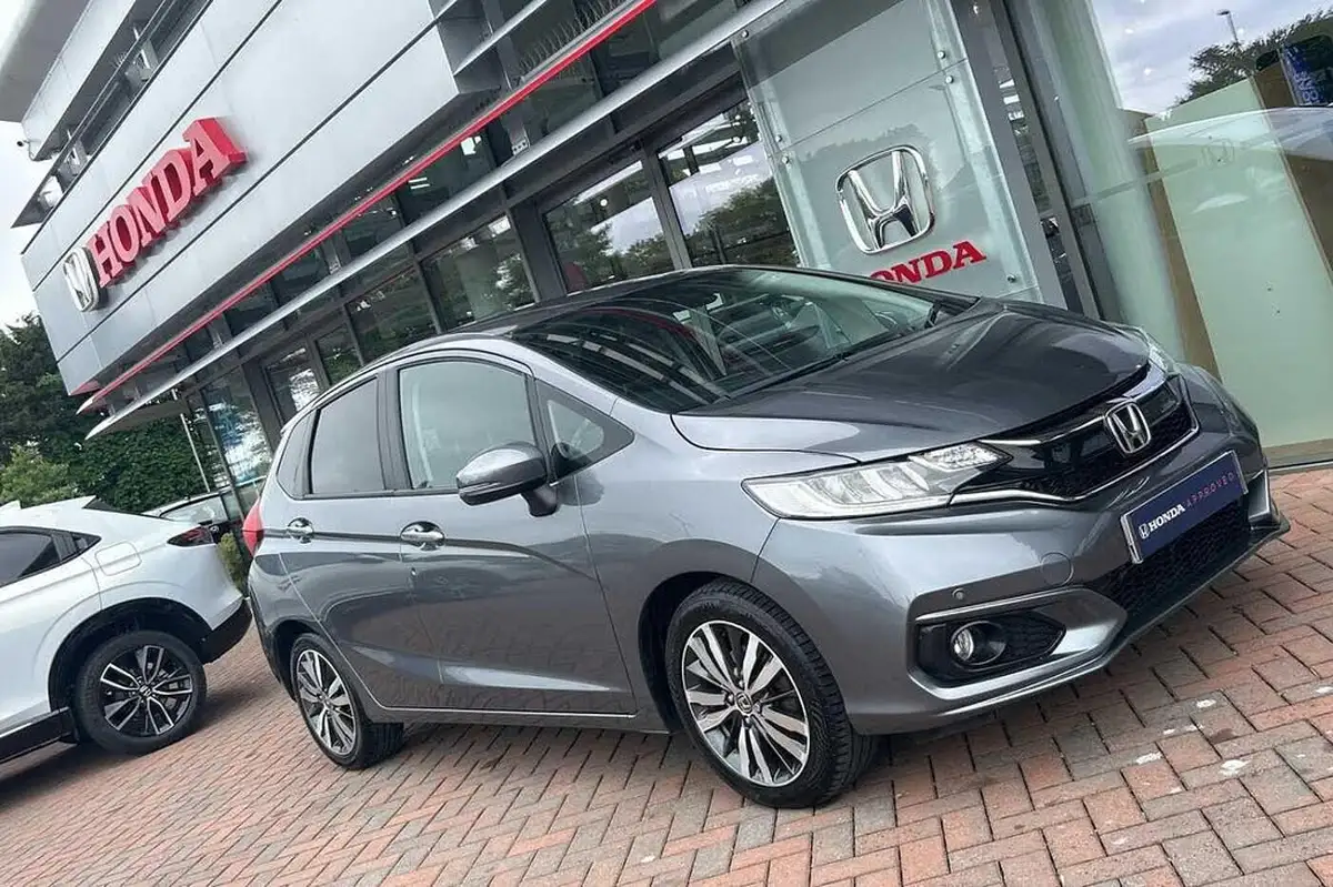 2019-honda-jazz-13-i-vtec-ex-cvt-big-19
