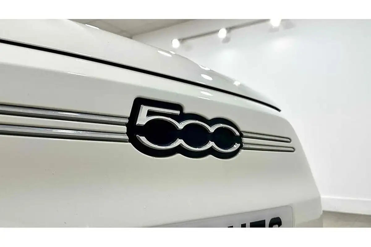 2022-fiat-500-e-icon-117bhp-big-18