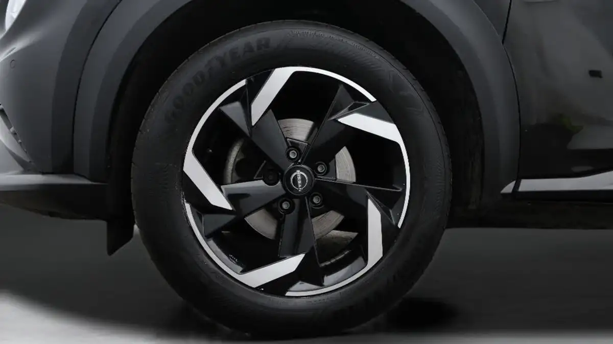 2023-nissan-juke-10-dig-t-n-connecta-big-18