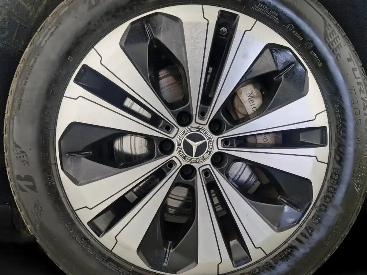 2021-mercedes-benz-eqc-e-eqc-400-sport-big-28