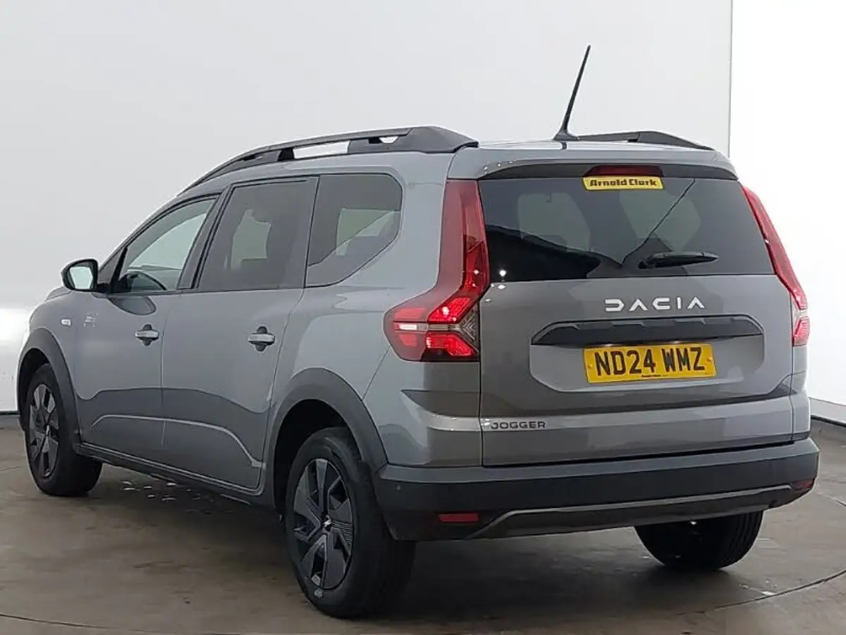 2024-dacia-jogger-10-tce-expression-big-1
