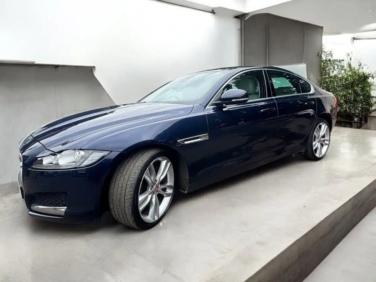 2018-jaguar-xf-30td-portfolio-saloon-4d-big-4