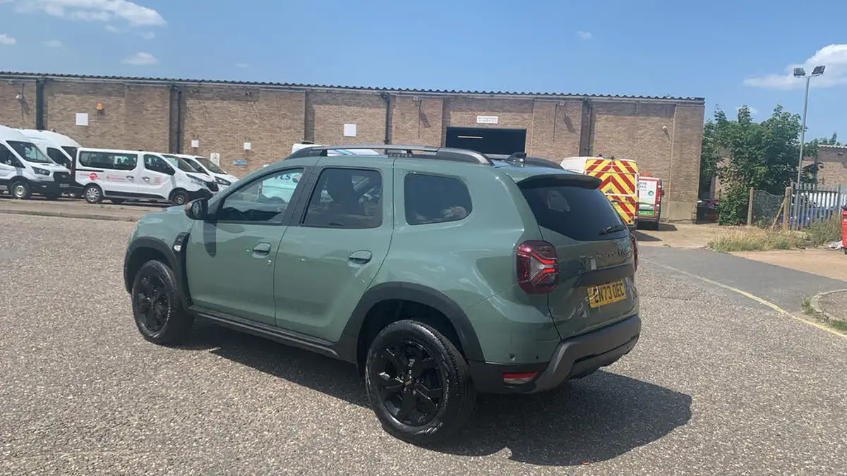2023-dacia-duster-13-tce-extreme-150bhp-edc-big-4