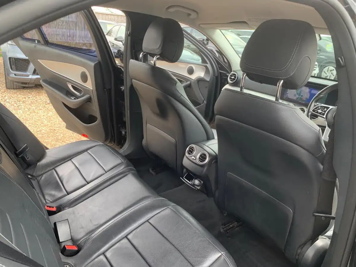 2019-mercedes-benz-e-class-20d-e220d-se-ss-saloon-4d-big-46