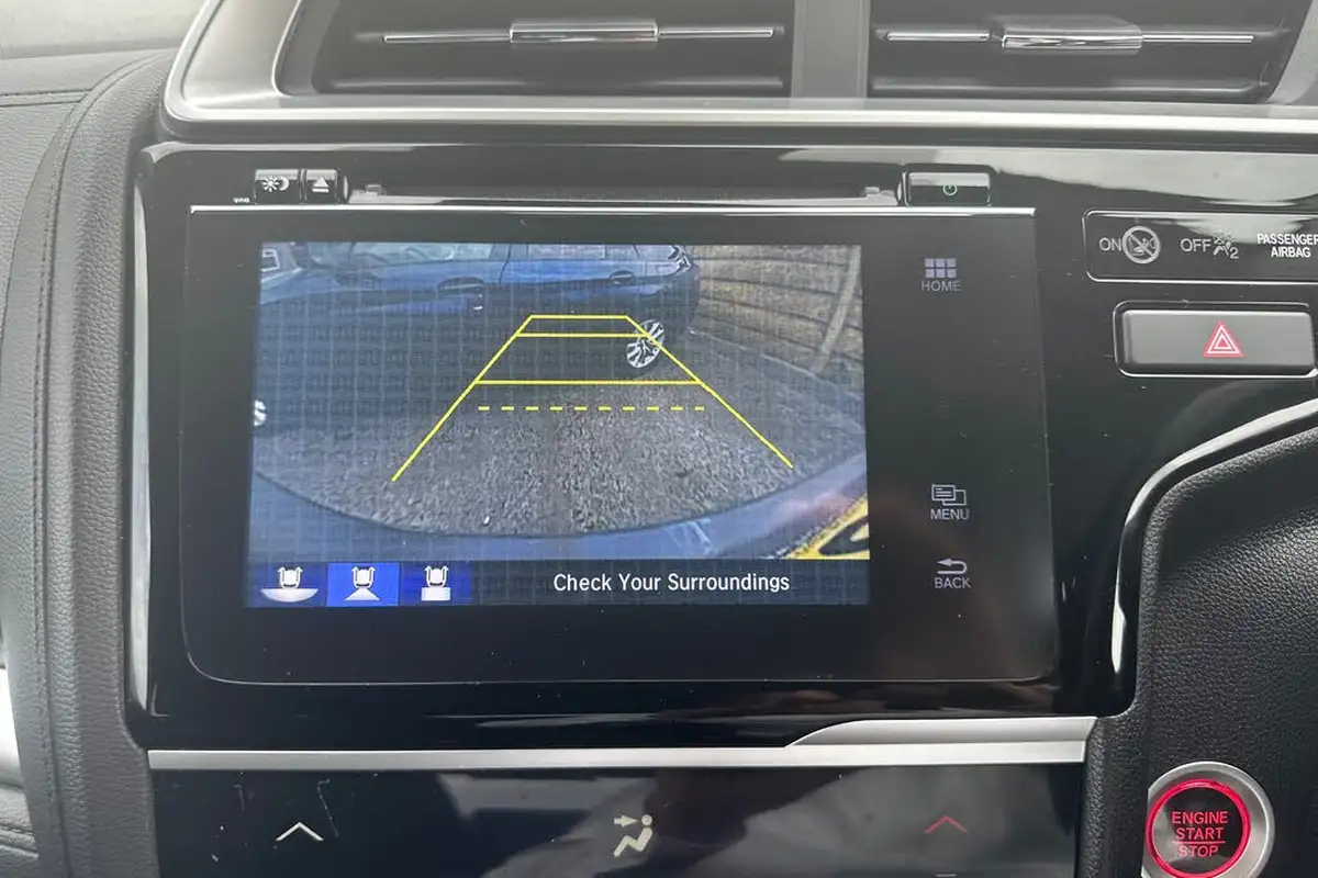 2018-honda-jazz-13-i-vtec-ex-navi-cvt-big-38