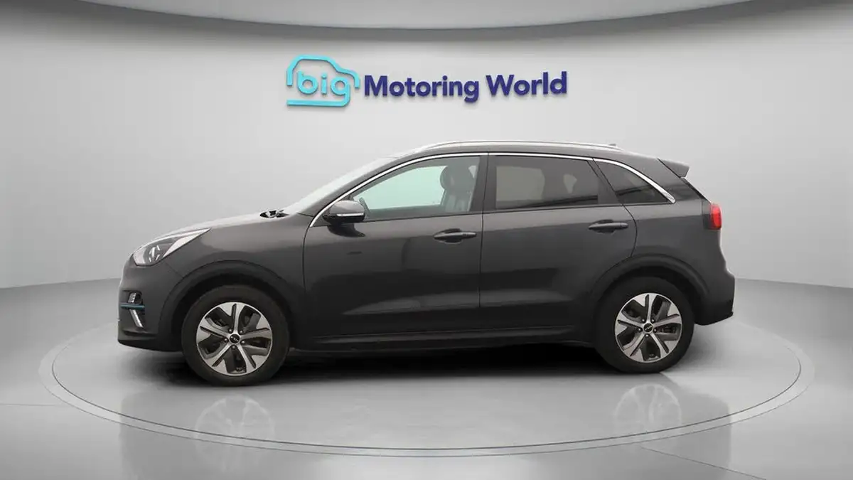 2022-kia-niro-ev-e-2-big-4