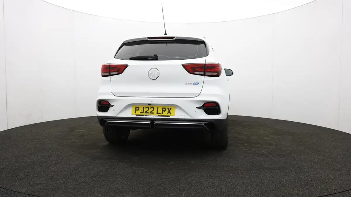 2022-mg-zs-suv-e-trophy-ev-156ps-long-range-big-79