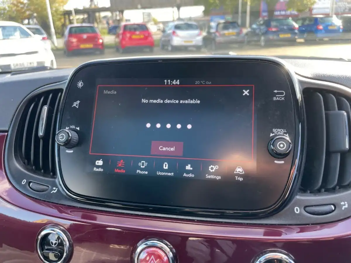 2020-fiat-500-10-lounge-big-24