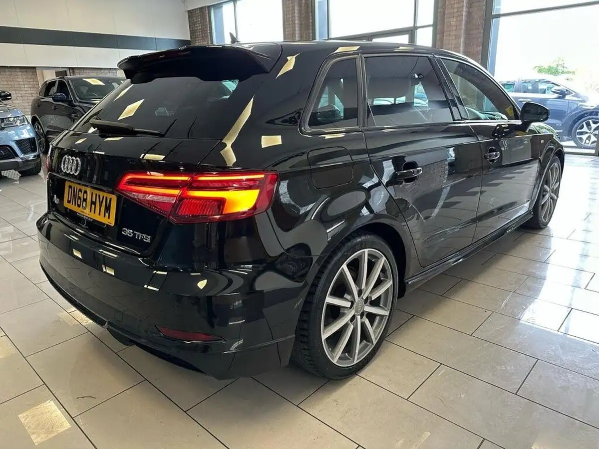 2018-audi-a3-15-35-tfsi-black-edition-sportback-5d-big-6