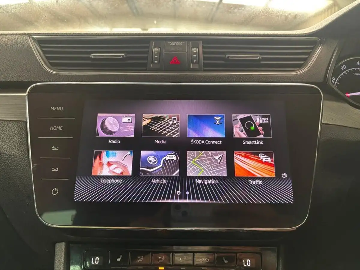 2019-skoda-superb-15-tsi-se-l-executive-estate-dsg-big-28