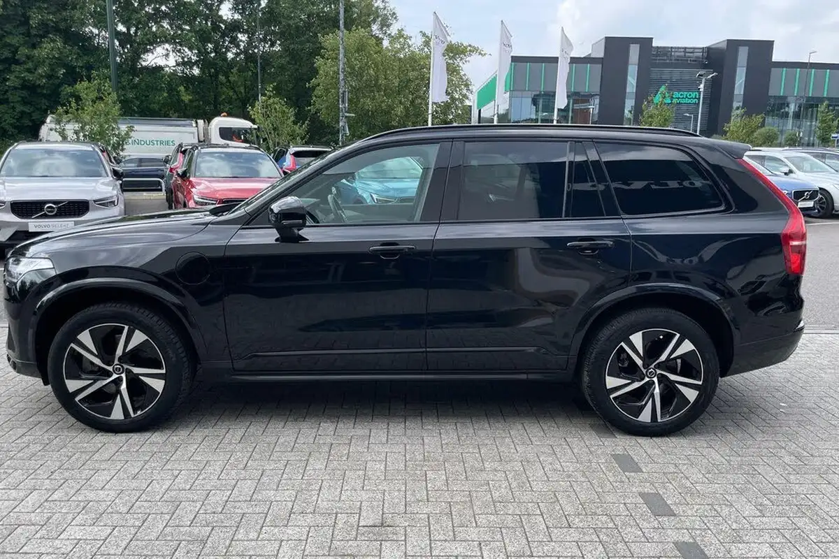 2022-volvo-xc90-20-t8-r-design-455bhp-big-11
