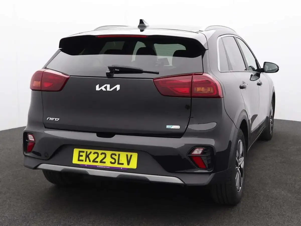 2022-kia-niro-16-gdi-2-139bhp-156kwh-big-5