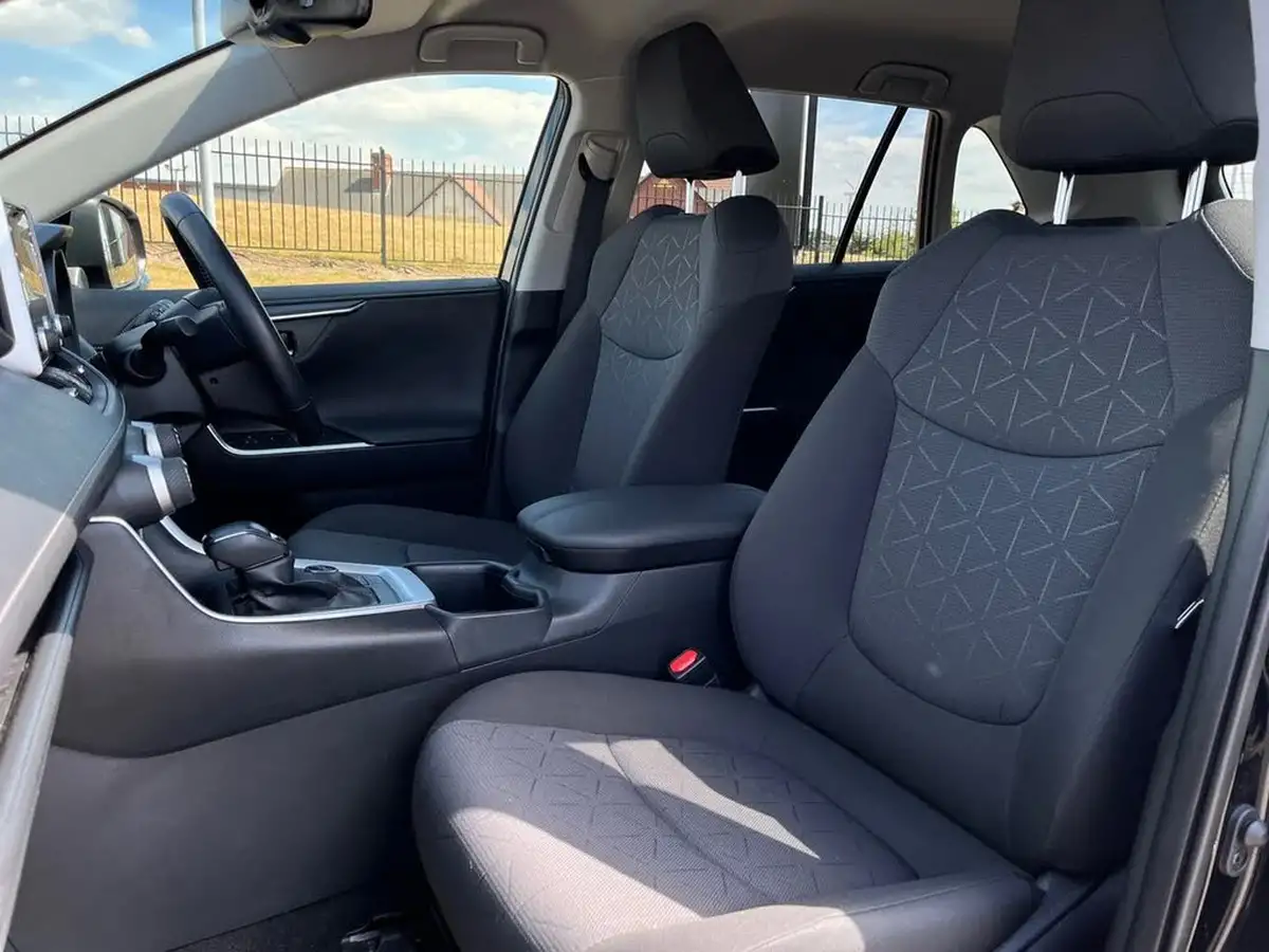 2022-toyota-rav4-25-vvt-i-design-219bhp-big-39