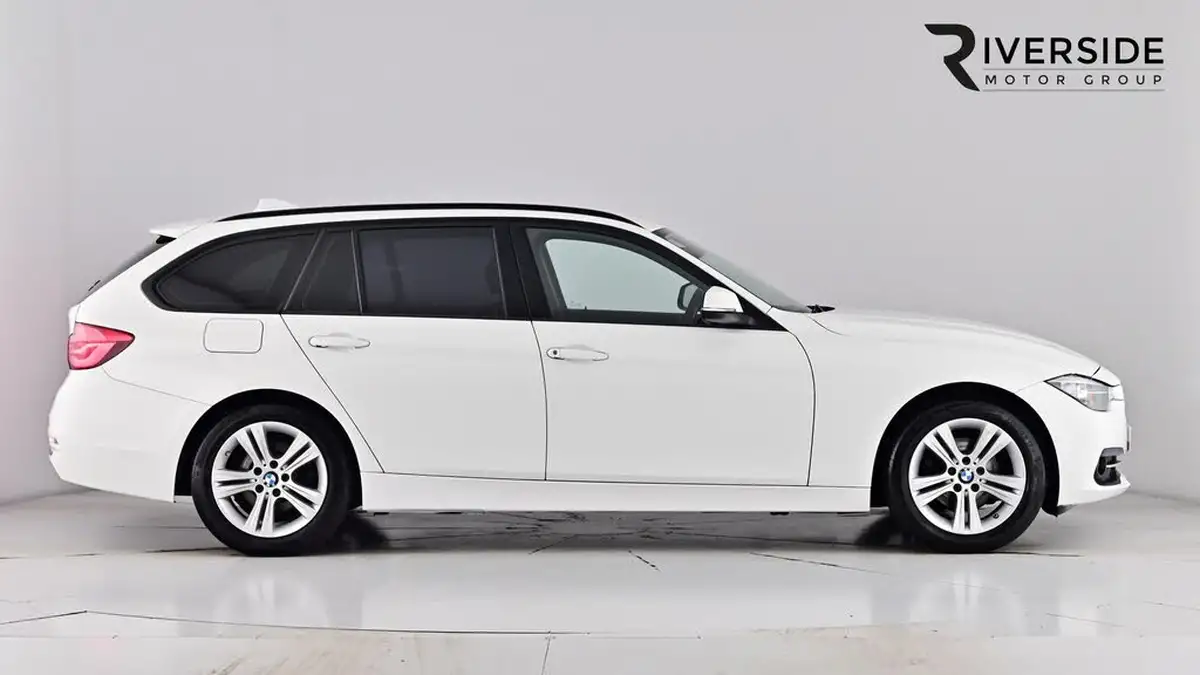 2017-bmw-3-series-15-318i-sport-touring-5d-big-2
