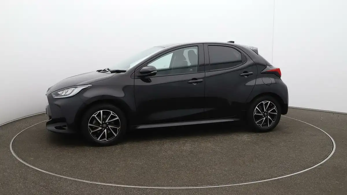 2022-toyota-yaris-15-vvt-i-design-big-66