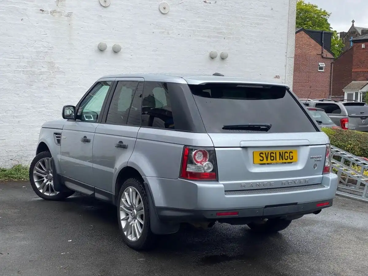 2011-land-rover-range-rover-sport-30td-hse-big-8