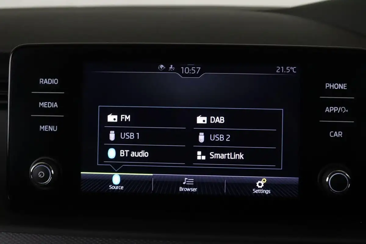 2023-skoda-scala-15-tsi-se-big-23