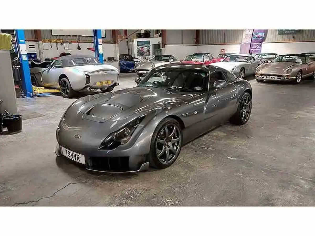 2005-tvr-sagaris-40-big-6