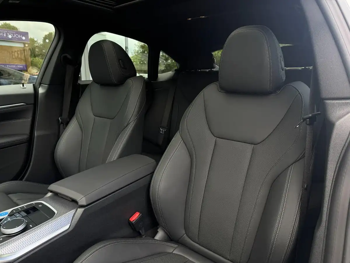 2025-bmw-i4-e-m50-big-14