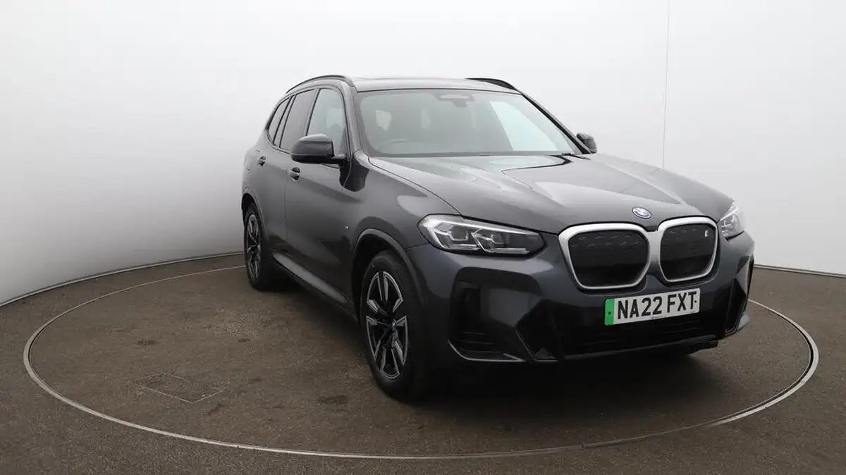 2022-bmw-ix3-e-m-sport-big-46