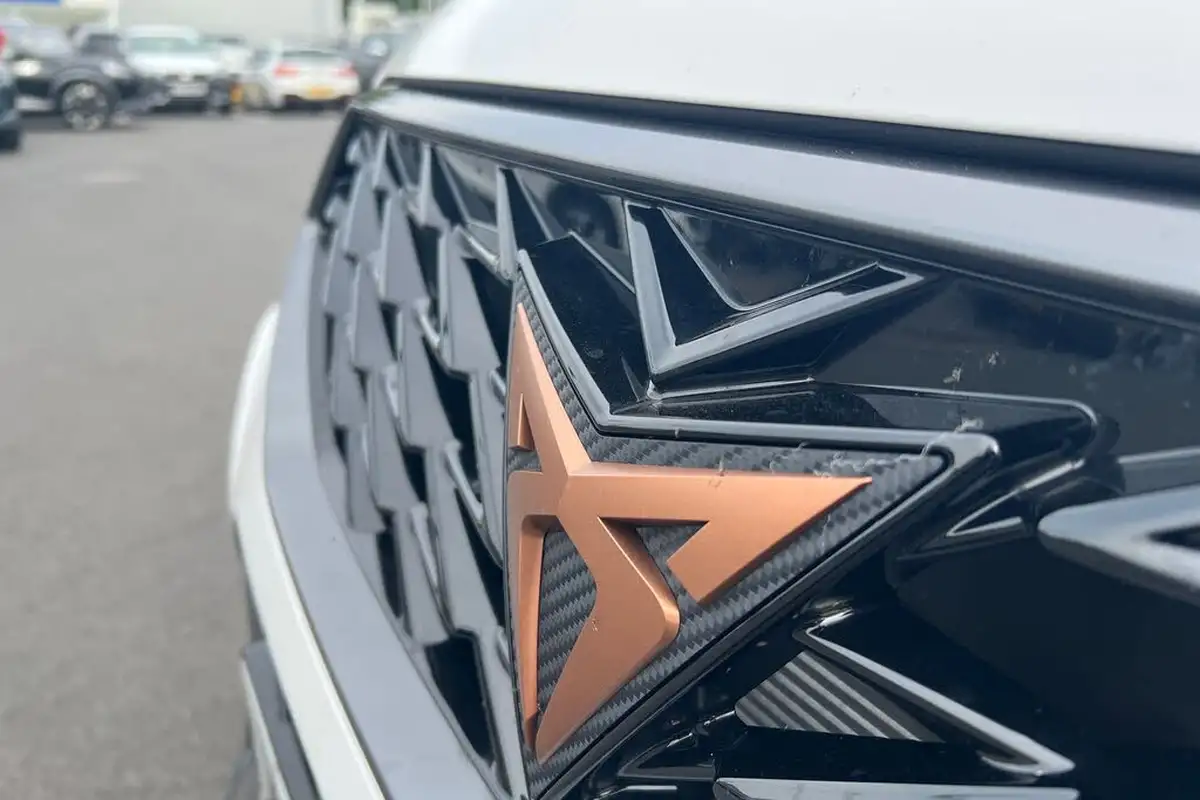 2025-cupra-ateca-15-ecotsi-v2-big-19