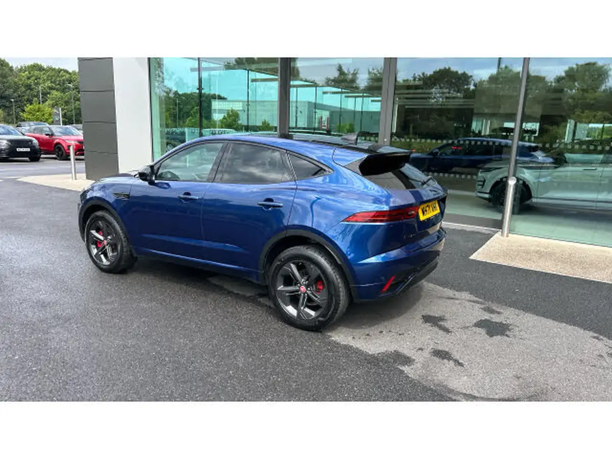 2021-jaguar-e-pace-20-d200-r-dynamic-black-big-41