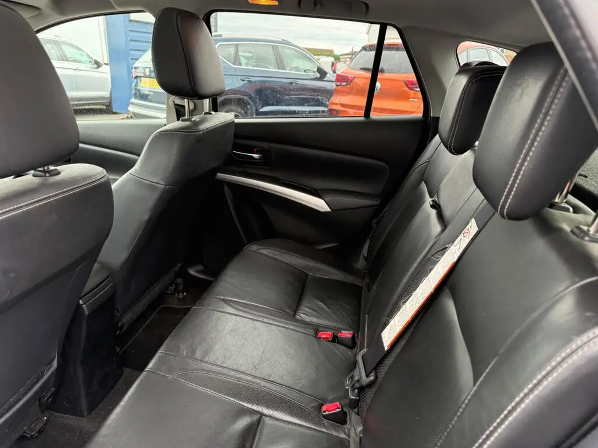 2015-suzuki-s-cross-16-ddis-sz5-4x4-allgrip-big-23