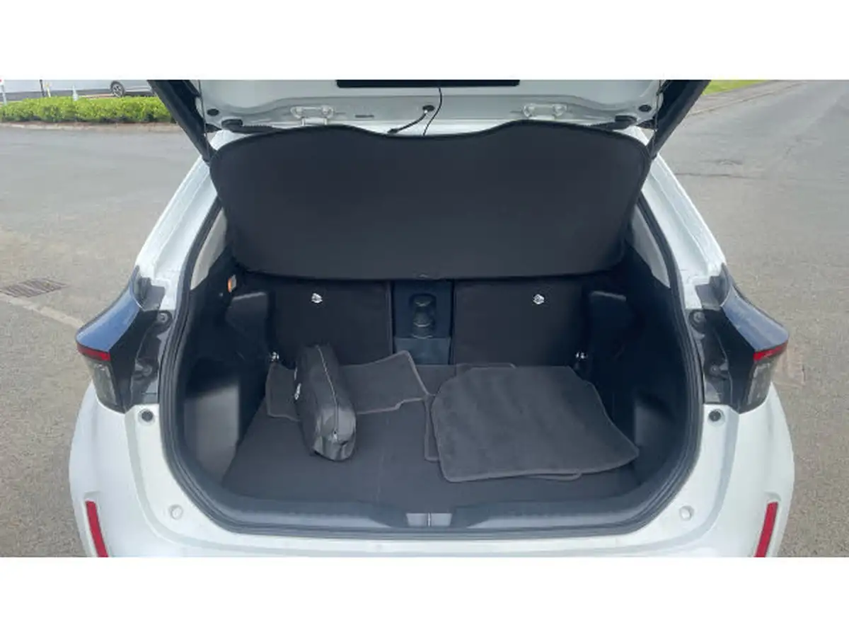 2024-toyota-yaris-cross-15-vvt-i-excel-awd-i-big-13