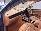 2016-porsche-macan-20-small-22