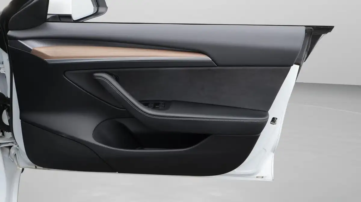 2021-tesla-model-3-e-standard-plus-big-15