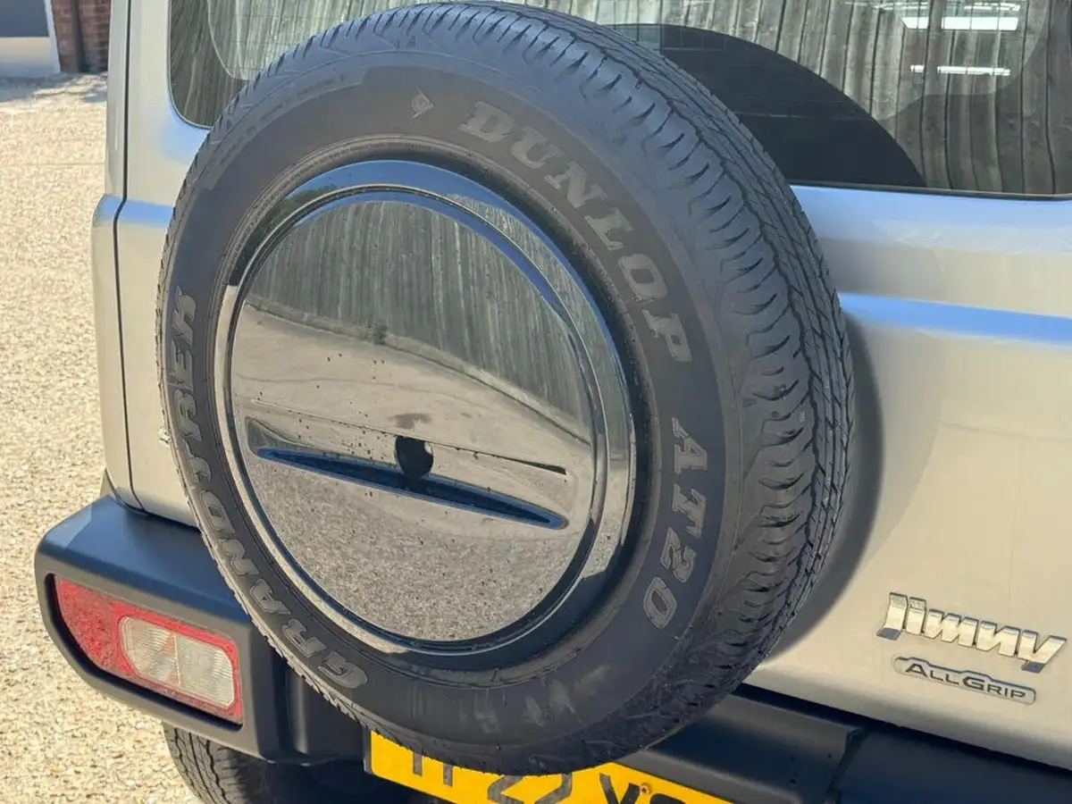 2022-suzuki-jimny-15-light-commercial-allgrip-big-35