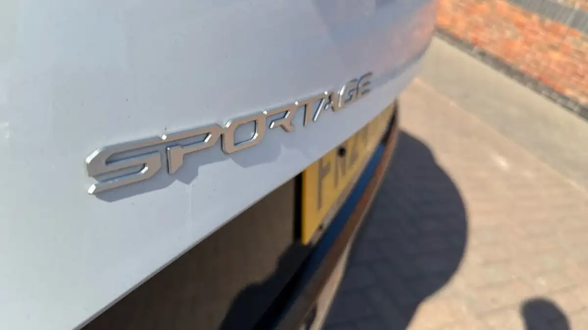 2024-kia-sportage-16-t-gdi-gt-line-148bhp-48v-dct-big-28