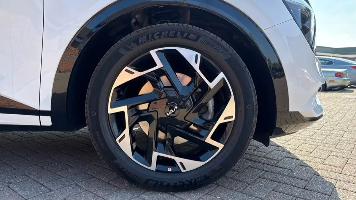 2024-kia-sportage-16-t-gdi-gt-line-148bhp-48v-dct-big-4