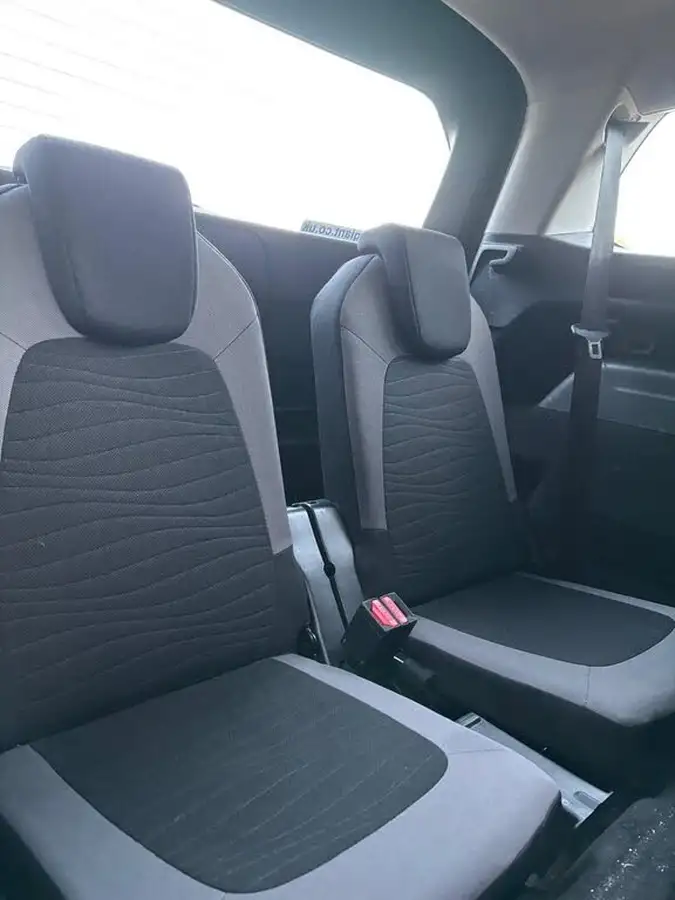2014-citroen-grand-c4-picasso-16e-hdi-vtr-115ps-big-36