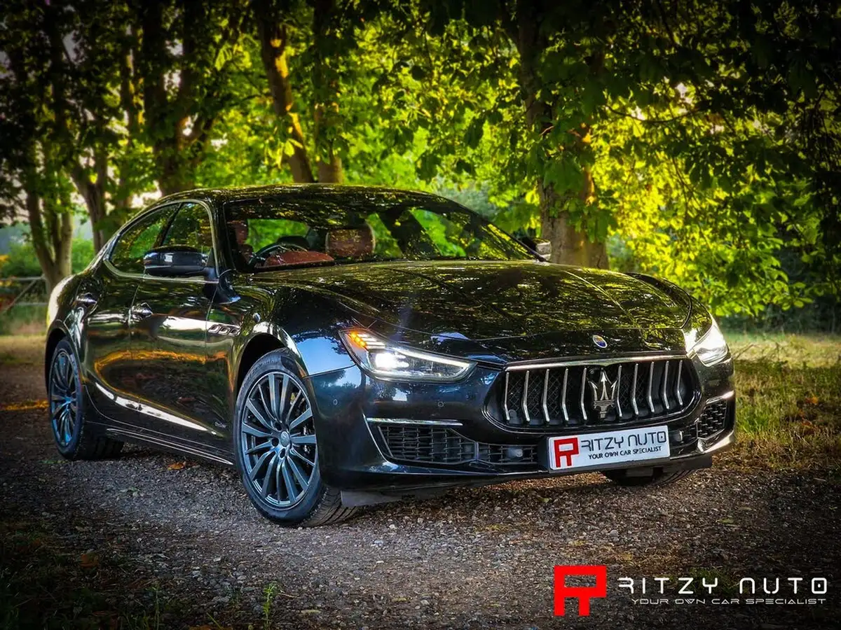 2017-maserati-ghibli-30-s-granlusso-ss-big-21