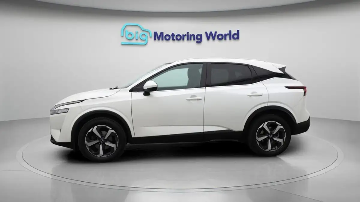 2022-nissan-qashqai-13-dig-t-n-connecta-140ps-big-4